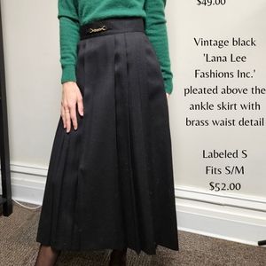 VINTAGE Black 'Lana Lee Fashions Inc.' Pleated Skirt with Brass Detail